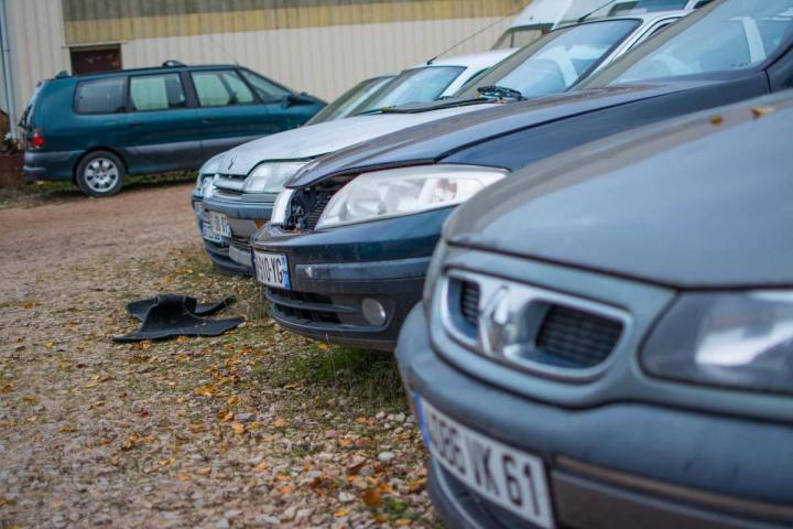 Vous trouverez chez nous, près d’Argentan, les pièces détachées adaptées au modèle et à la marque de votre auto.